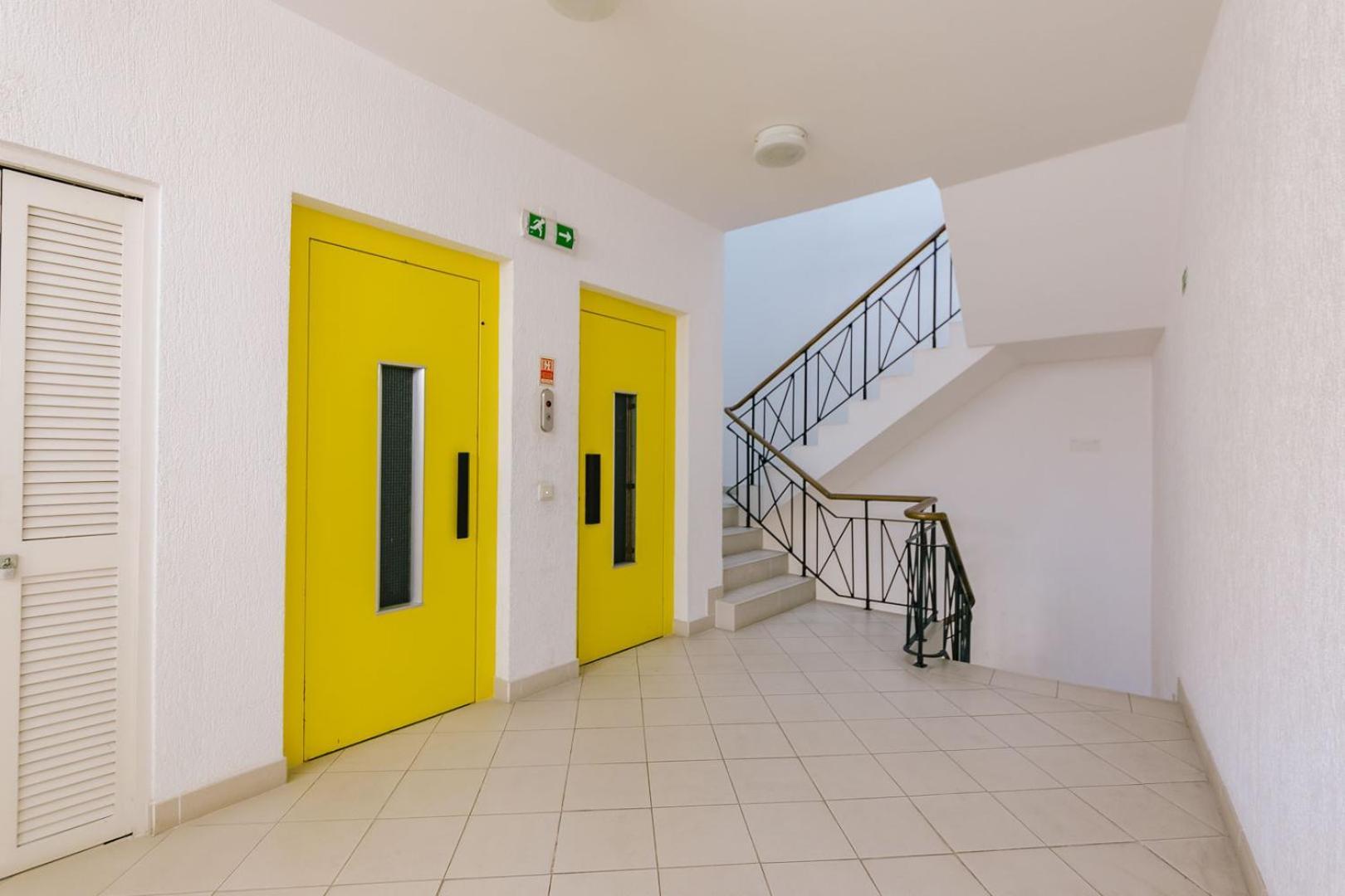 Rent4Rest Estoril Beachfront Apartments Zewnętrze zdjęcie